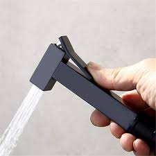 Black Heavy-Gauge Handheld Shattaf Spray - Image 3